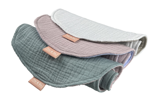 Burp_Cloth_Set | Berry_Mix - rolls_right_view